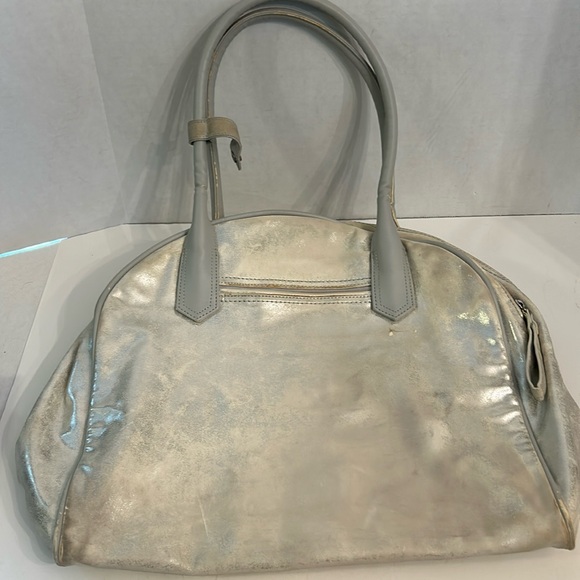Lululemon Sweat Once A Day Bag Silver Metallic Yoga Gym Weekend Bag - Picture 2 of 16